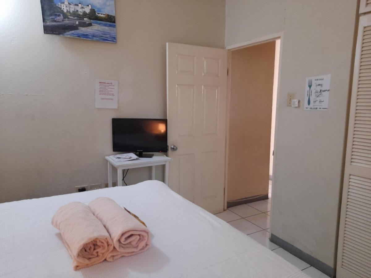 Camelia Rooms Kingston Eksteriør bilde