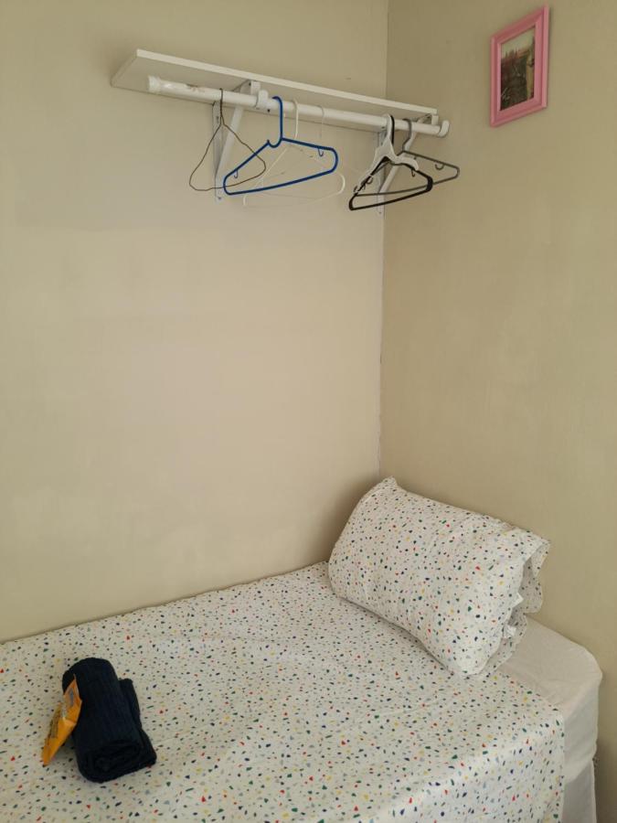 Camelia Rooms Kingston Eksteriør bilde