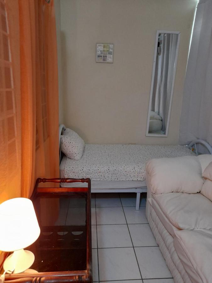 Camelia Rooms Kingston Eksteriør bilde